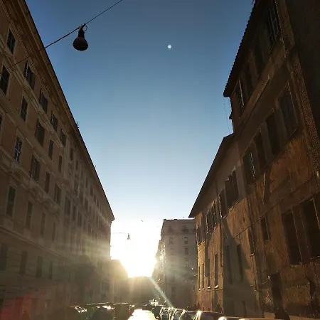 Gasthuis Rome's Holidays 4*