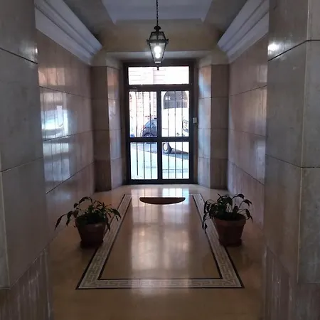 Rome's Holidays Gasthuis